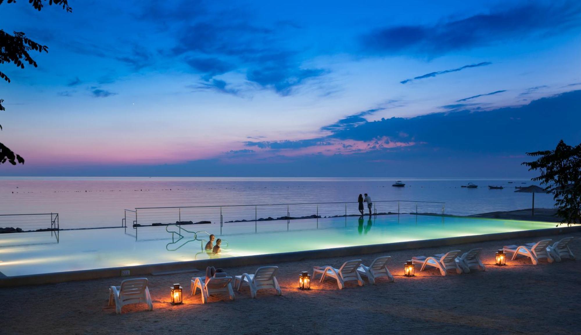 Aminess Planet Camping Maravea Resort - Pitches Novigrad  Bagian luar foto