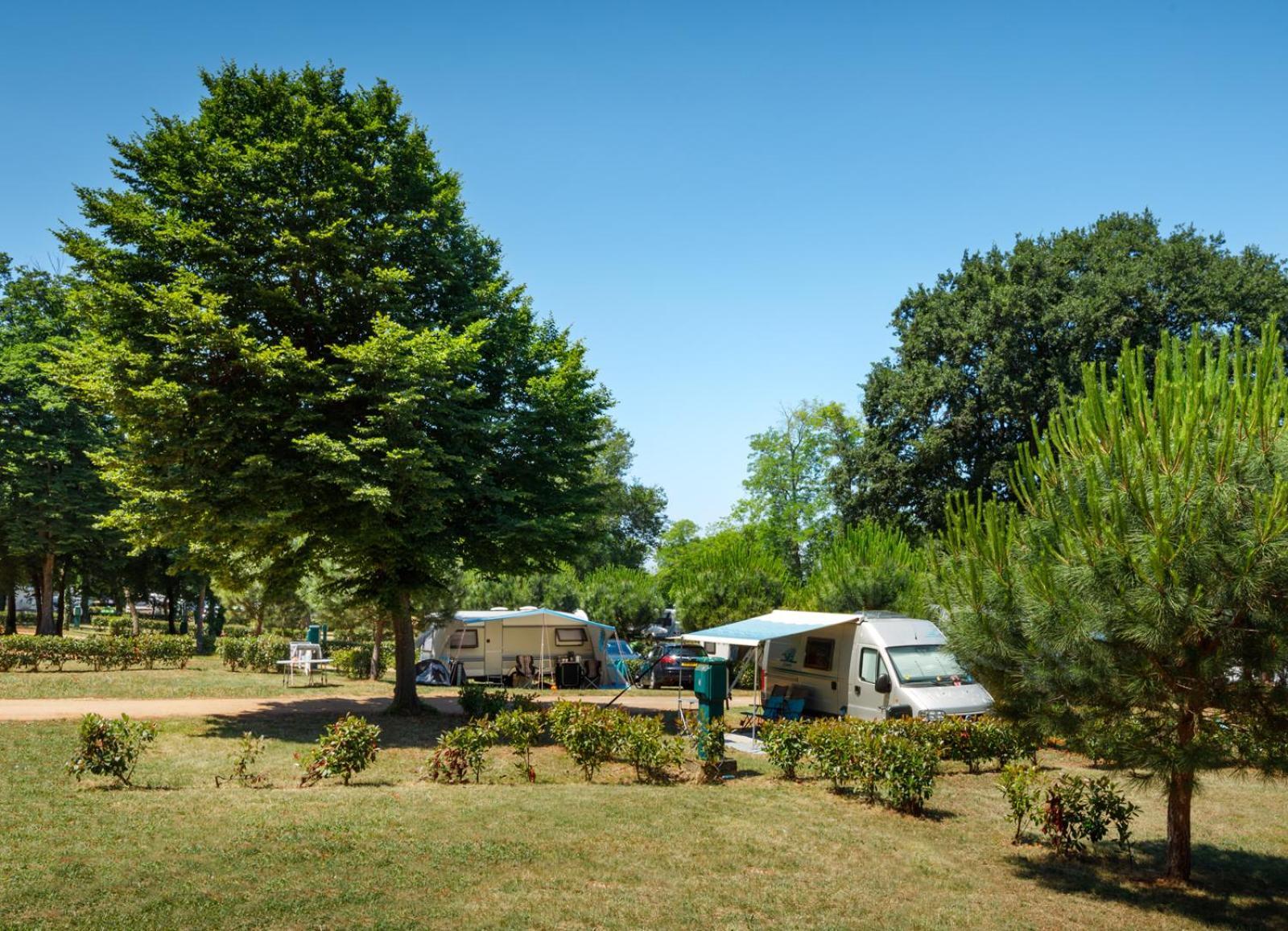 Aminess Planet Camping Maravea Resort - Pitches Novigrad  Bagian luar foto