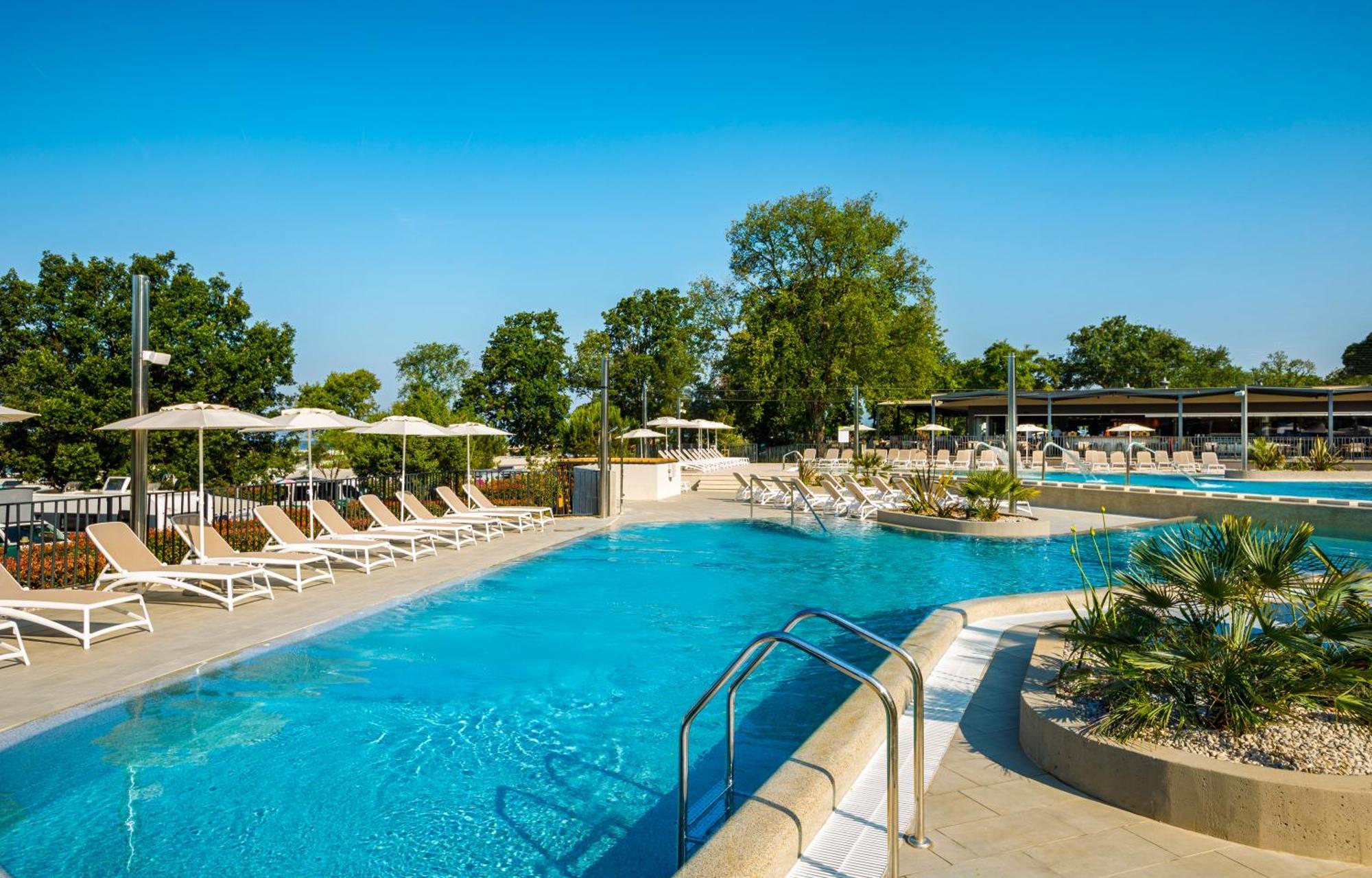 Aminess Planet Camping Maravea Resort - Pitches Novigrad  Bagian luar foto