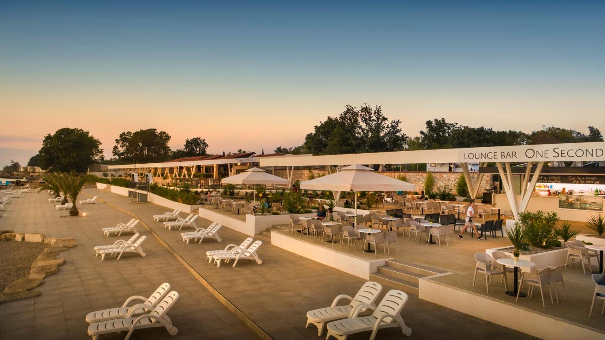 Aminess Planet Camping Maravea Resort - Pitches Novigrad  Bagian luar foto